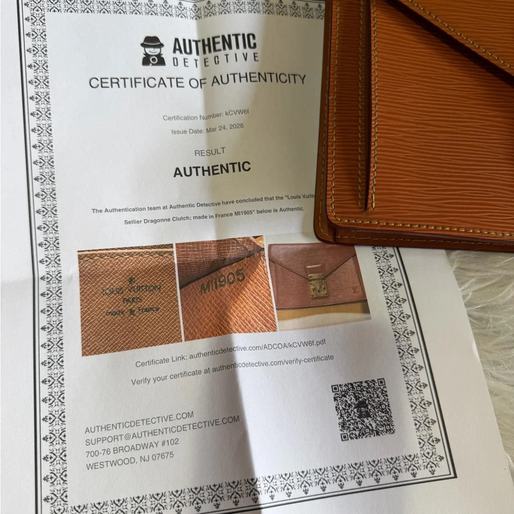 Louis Vuitton Epic‎ Seller Dragonne Clutch